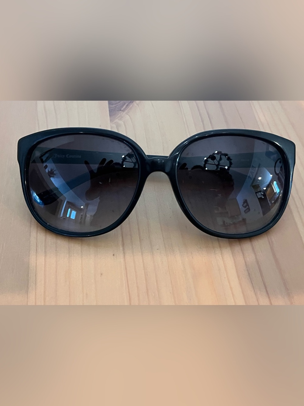 Juicy Couture 502/SBlack Oversized Cat-Eye Sunglasses 59 18 135